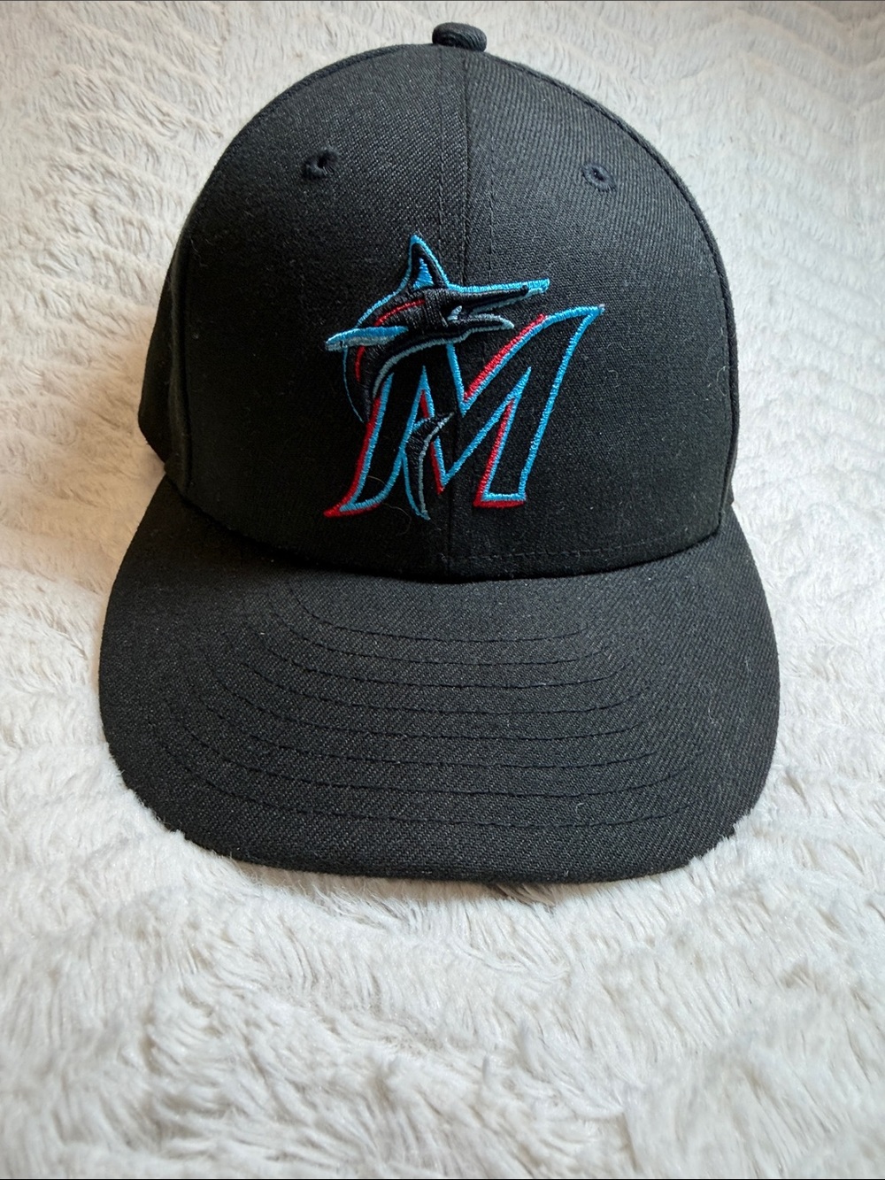 Miami Marlins Hat Cap New Era 59Fifty MLB Official On Field Fitted Hat 6 7/8